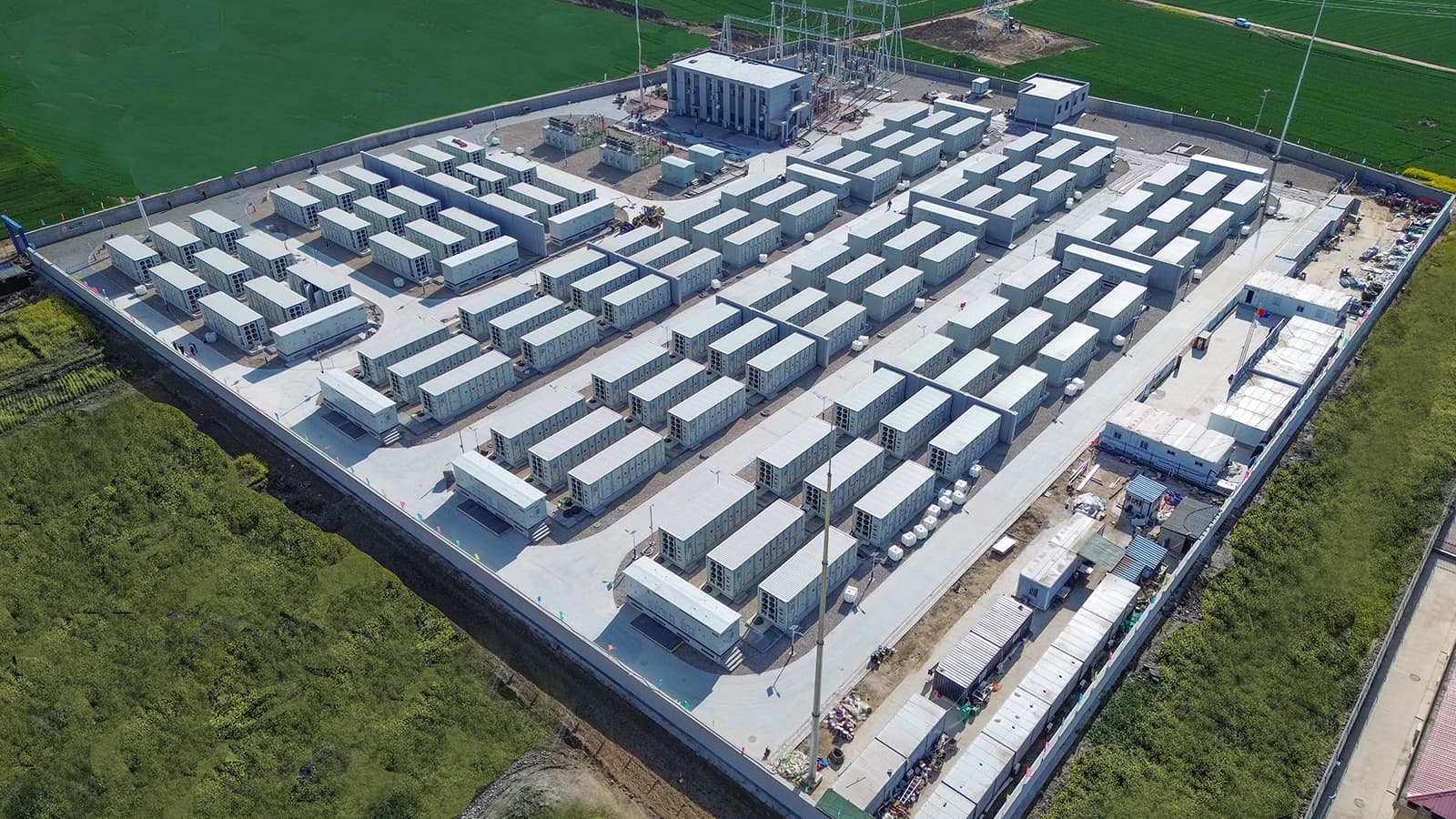 绿动燕赵!beat365首页储能助力石家庄高邑300MW/600MWh储能电站全容量并网运行